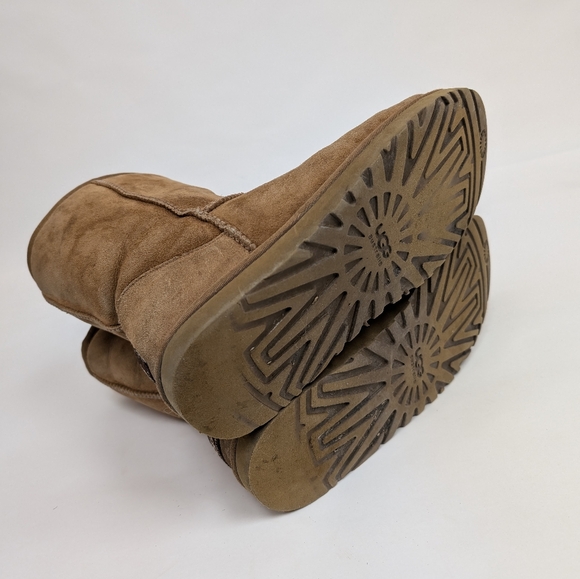 Classic chestnut brown suede and wool Ugg boots size 10 - Picture 3 of 8